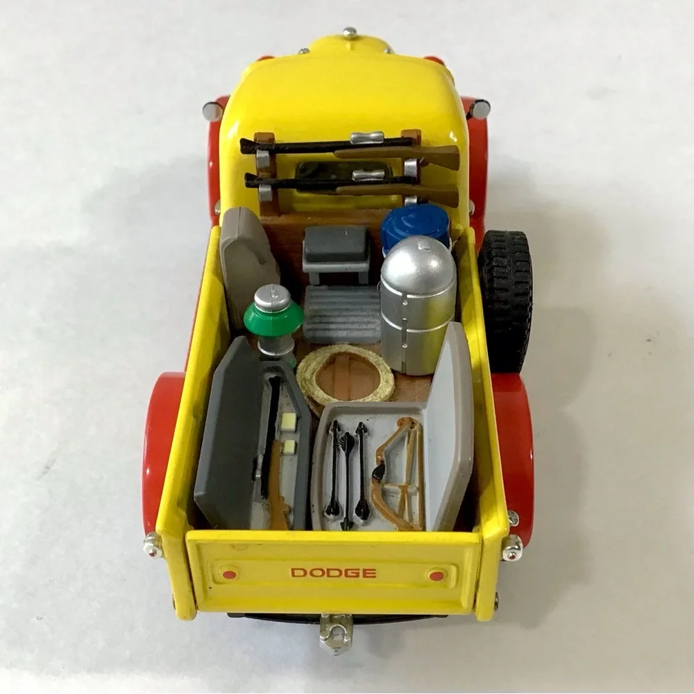 Matchbox Collectibles 1946 Dodge Power Wagon YYM38051 Great Outdoor 1:43 Diecast
